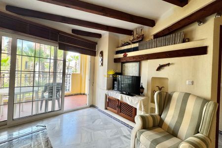 2 BEDROOM APARTMENT IN TORREVIEJA - Photo 4