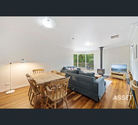 16 Illeroy Avenue, Killara, NSW 2071 - Photo 3