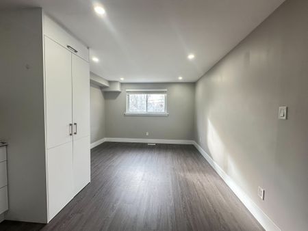 For Lease - 199 Avondale Boulevard Unit# Unit 2, Brampton, Ontario - Photo 4