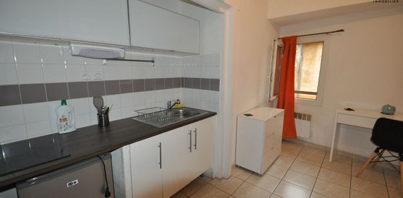 AIX EN PROVENCE - A LOUER - STUDIO MEUBLE PROCHE MAIRIE - Photo 2