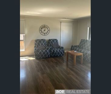 A true Gem in the Merrifield Estate 3064 - Photo 2