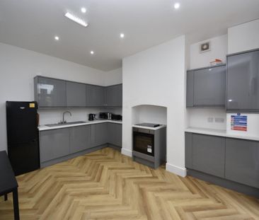 1 bed Room for Rent - Photo 2