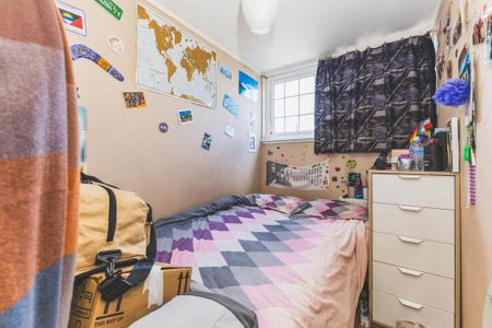 4 bedroom terraced house to rent - Photo 5