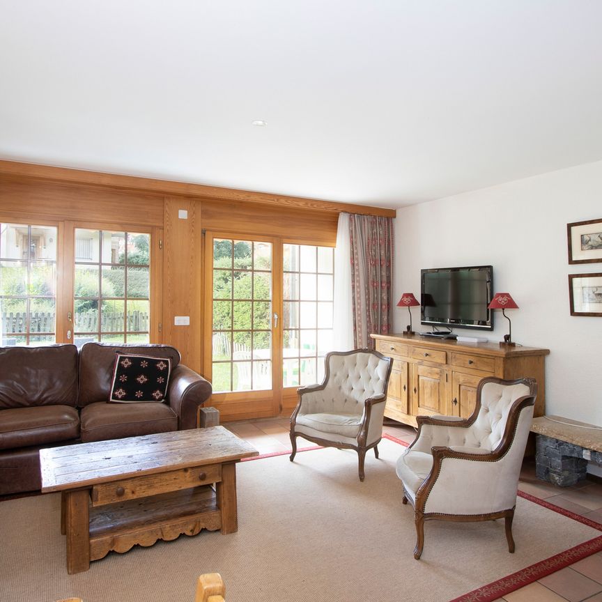 LOCATION SEMAINE / SAISON CHALET MITOYEN AVEC JARDIN PROCHE DU REGENT - Photo 1