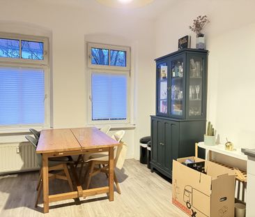 Kleine 2-Zimmerwohnung mit großer Wohnküche ***Laminatfußboden***Du... - Foto 6