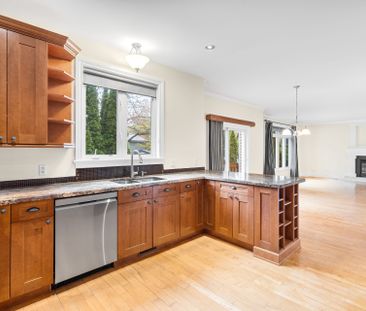 For Lease - 1130 Emperor Avenue, Carlington - Central Park, Ontario - Photo 1