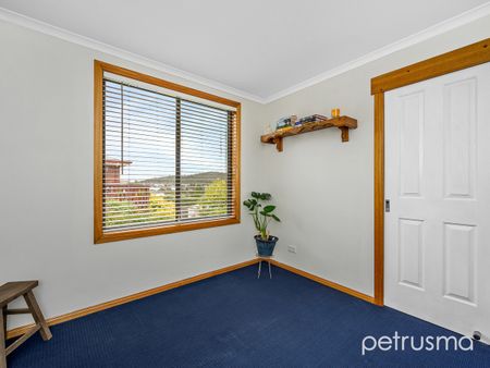 Four Bedroom Family Home on Florelyn - Photo 2
