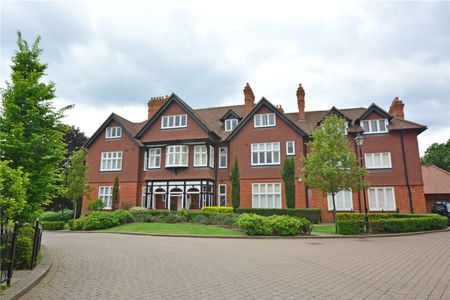 Kingswood Mansions, 15 Newton Park Place, Chislehurst, BR7 - Photo 3