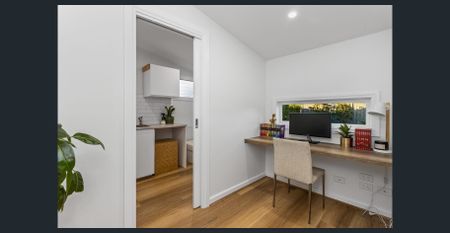 Renovated Family Gem in the Heart of Sunshine - Photo 4