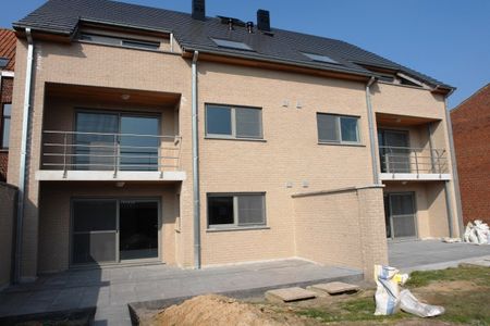 RECENT & COMFORTABEL APPARTEMENT TERRAS EN EEN GARAGE - Foto 5