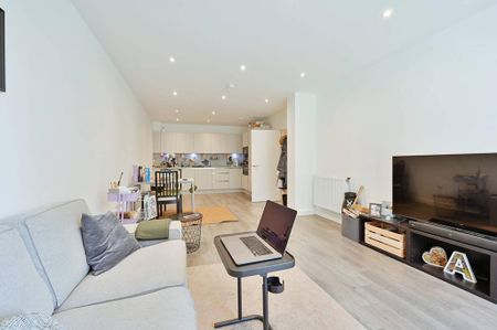 1 bedroom flat to rent - Photo 5