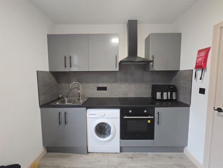 5 Benhill Road, Sutton SM1, London - Photo 5