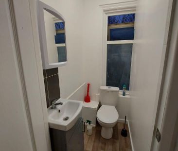 4 bedroom house to rent - Photo 4