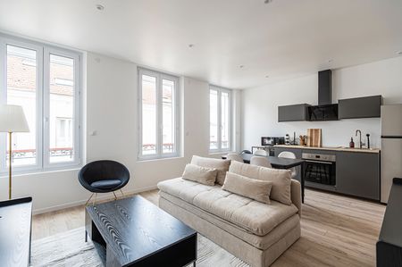 Appartement à louer - REIMS GARE / CLAIRMARAIS - Photo 2