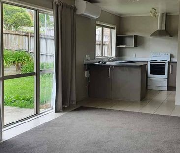 4 Bedroom family home - Photo 2