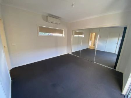 1/28 View Street, Glenroy VIC 3046 - Photo 4