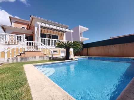 5 room luxury House for rent in Cascais e Estoril, Cascais, Lisbon - Photo 3
