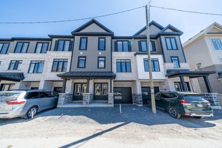 For Lease - 71 Bavin Street, Clarington, Ontario - Photo 5