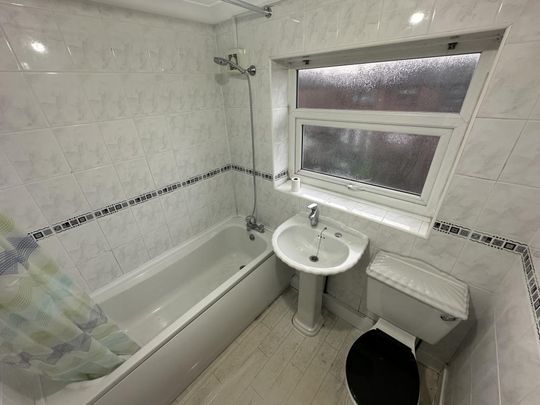 Seddon Avenue, Manchester, M18 - Photo 1