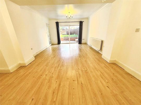 3 bedroom terraced house to rent - Photo 1