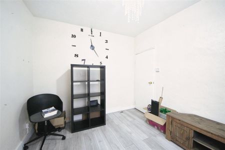 3 bedroom house to rent - Photo 3