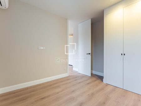 New build 2 Bedroom apartment for rent in Ciudad Jardín, Madrid - Photo 4
