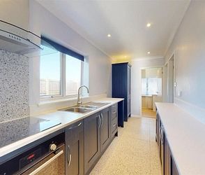 Limpsfield, Gore Road, Eastry, Sandwich, CT13 0LT, Kent - Photo 2