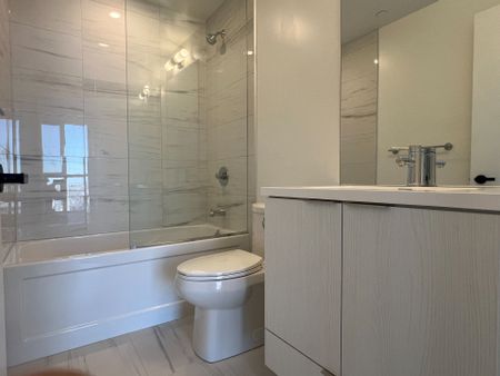 For Lease - 8 Interchange Way Unit# 4309, Vaughan, Ontario - Photo 4