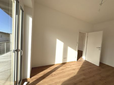 Helle Mietwohnung mit Balkon in Lödersdorf …! - Foto 2