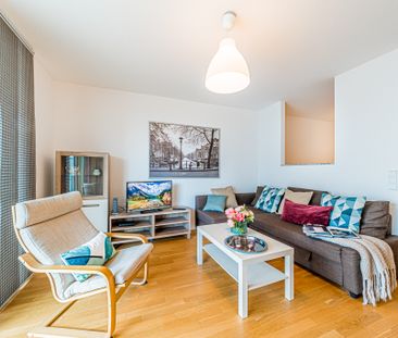 City-Residence: Modern möbliertes Apartment mit Balkon im Frankfurt... - Photo 2