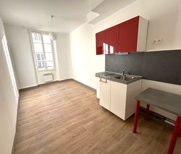 Location Appartement 2 pièces 25 m2 à Aubagne - Photo 3