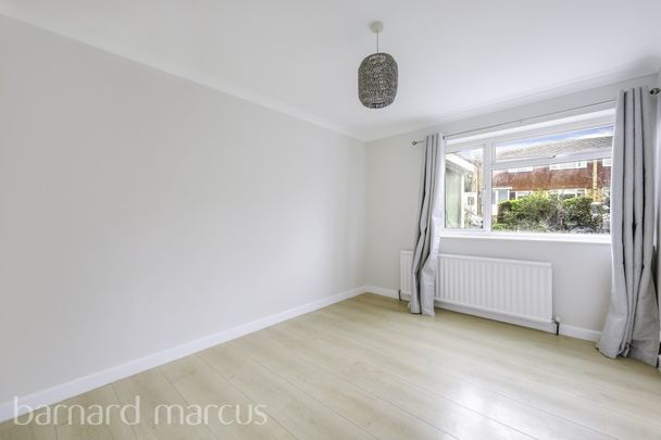 Rutherford Close - Photo 1