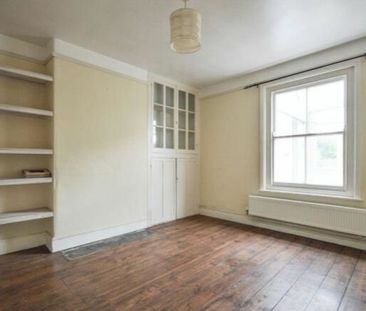 3 Bedroom - Photo 5