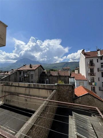 Location appartement 2 pièces - 62.75m² à Grenoble (38000) - Photo 3