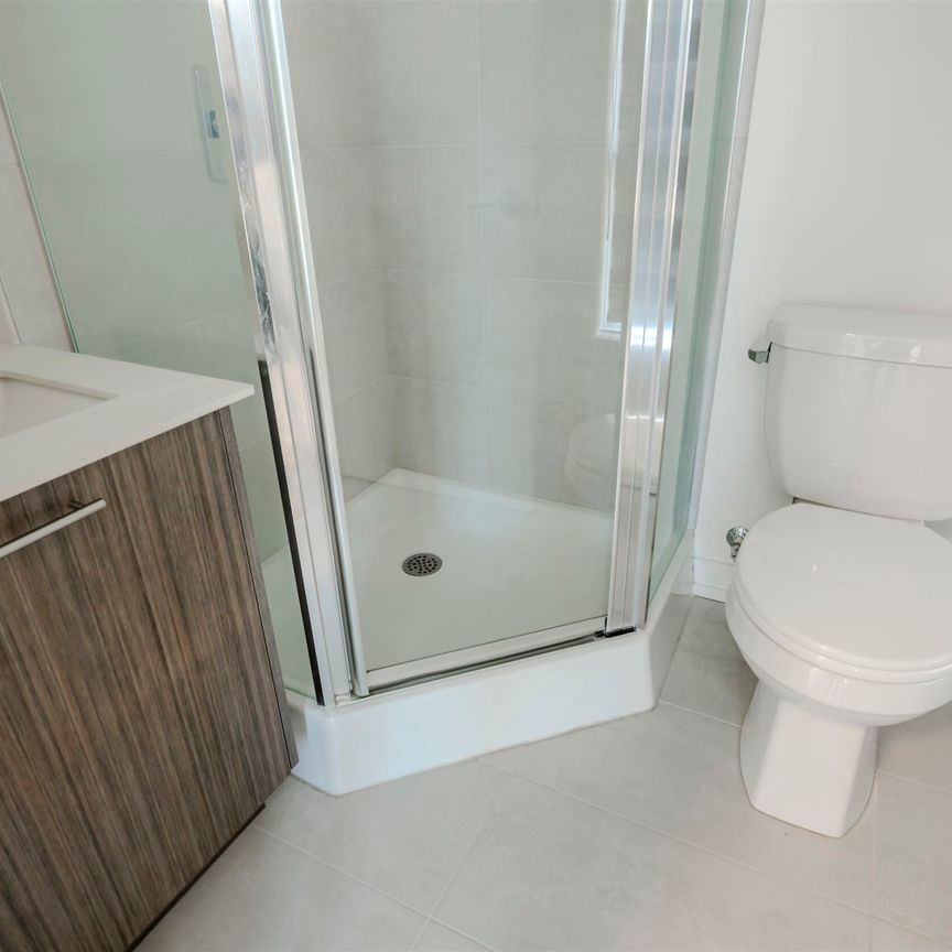 For Lease - 35-861 Sheppard Avenue Unit# Mainfloor, Toronto, Ontario - Photo 1