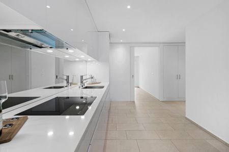 Modern garden apartment in the beautiful Tuggen SZ - Photo 4