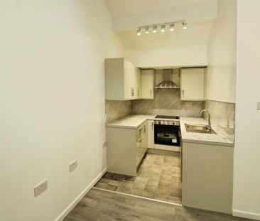 2 bedroom flat to rent - Photo 6