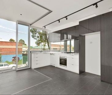 4A Crown Street, Flemington VIC 3031 - Photo 2