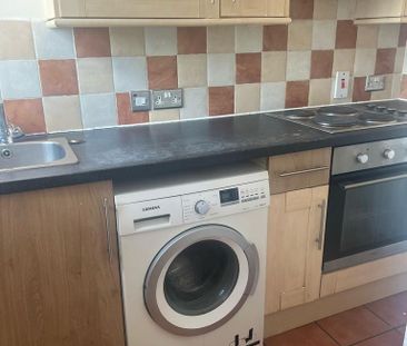 2 bedroom flat to rent - Photo 6