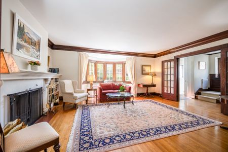 For Lease - 241 Forest Hill Road, Toronto, Ontario - Photo 3