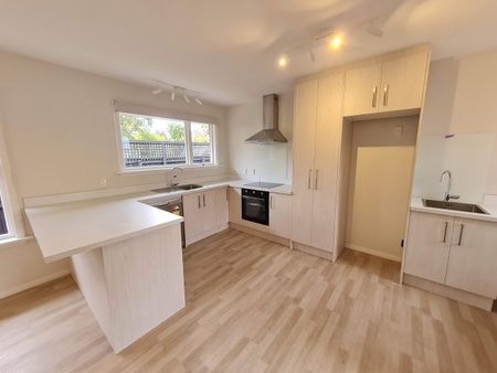 2/35 Hamilton Ave, Ilam - Photo 2