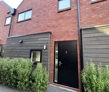 7/66 Innes Road, St. Albans - Photo 3