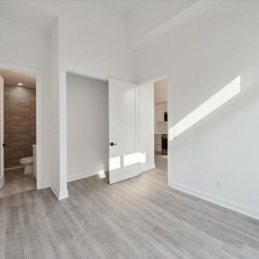 For Lease - 2369 Danforth Avenue Unit# 102, Toronto, Ontario - Photo 1