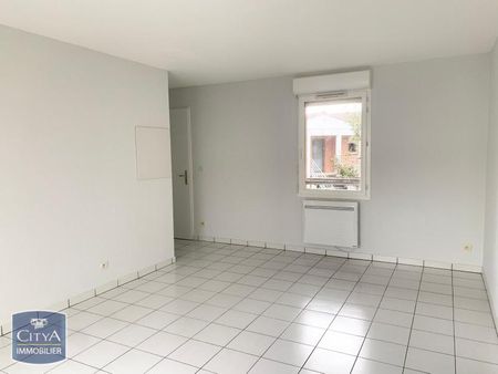Location Appartement 2 pièces 49m² EXIREUIL 79400 - Photo 2