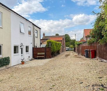 3 bedroom terraced house to rent - Photo 1