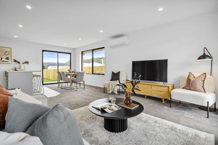 Newly Built Modern Home in Bagdad - Photo 2