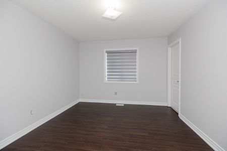 For Lease - 958 Green Street, Innisfil, Ontario - Photo 2