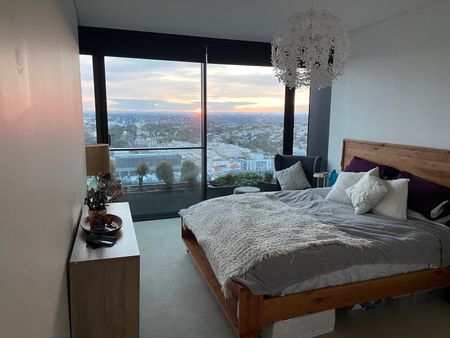 Chippendale - Photo 2