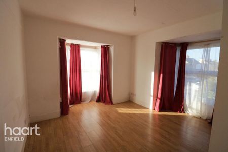 1 bedroom in a house share to rent - Photo 4