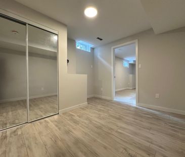 For Lease - 58 Moore Place Unit# B, Barrie, Ontario - Photo 2